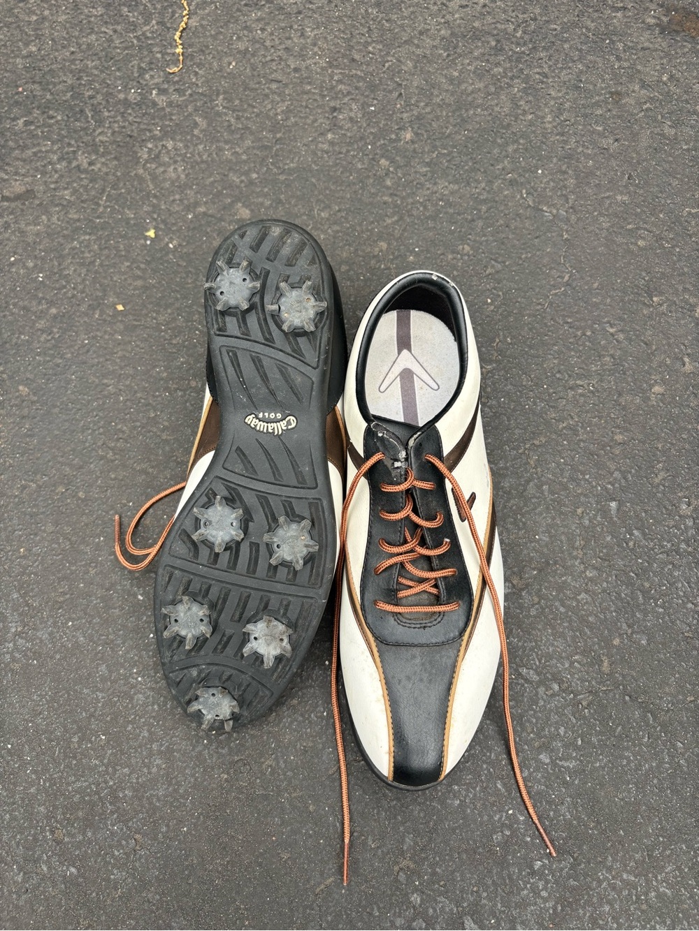 Callaway White and Black Golf Shoes with Brown Laces